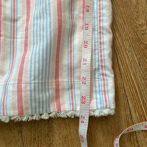 Vineyard Vines striped Tassled Jumpsuit. Size-8 - Picture 9 of 10